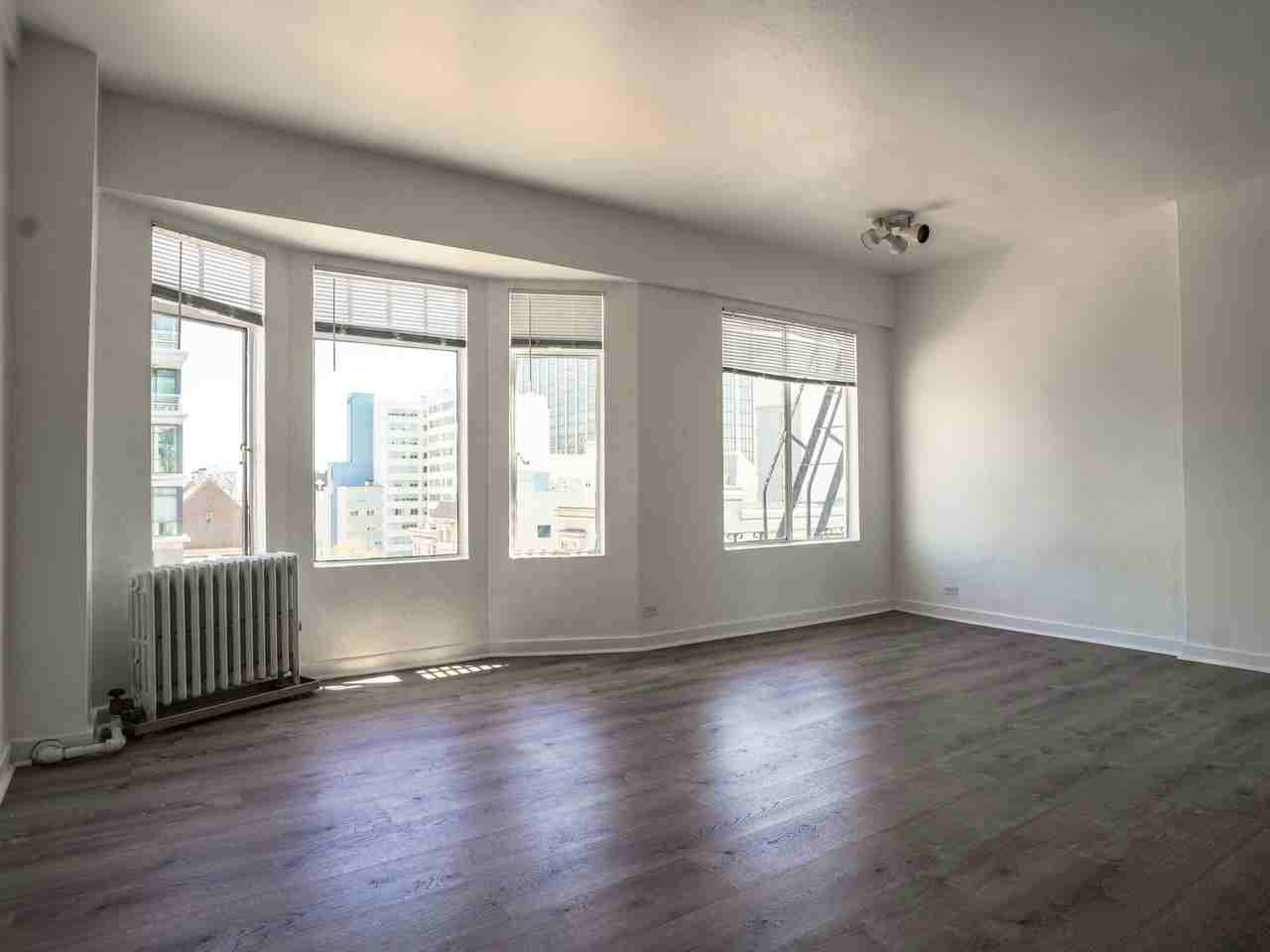 812 Eddy St #501 - Photo 6 of 8