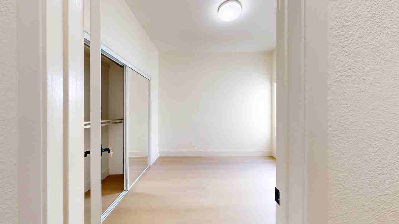 1715 Webster St #305 - Photo 6 of 14