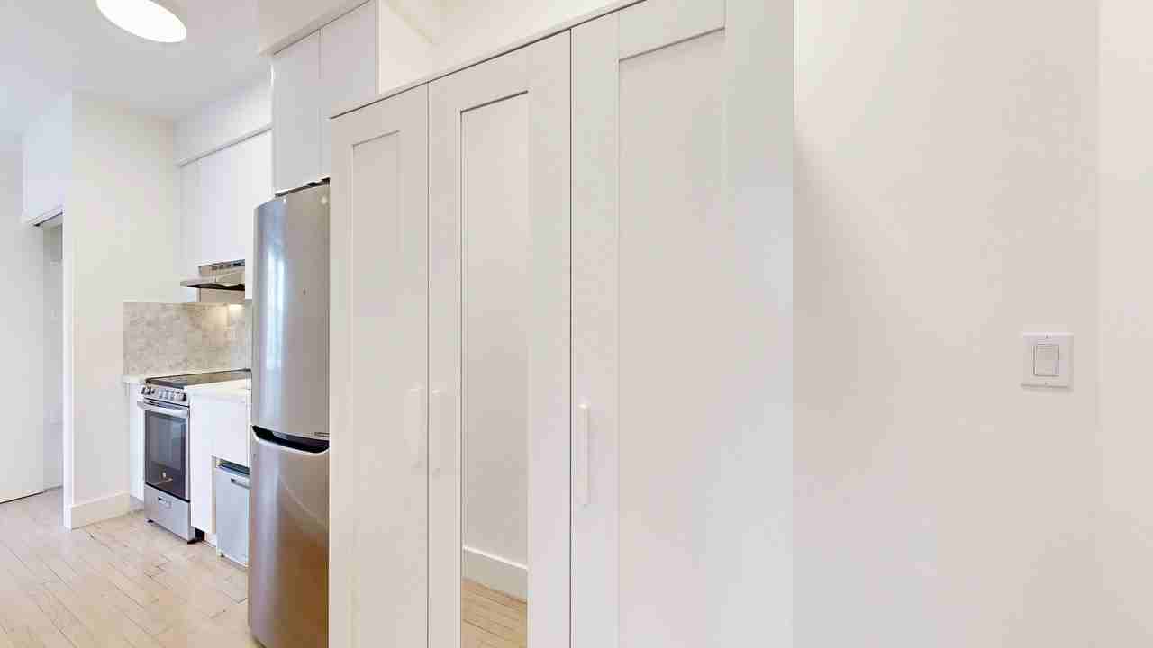 17 Hermann St #305 - Photo 4 of 9