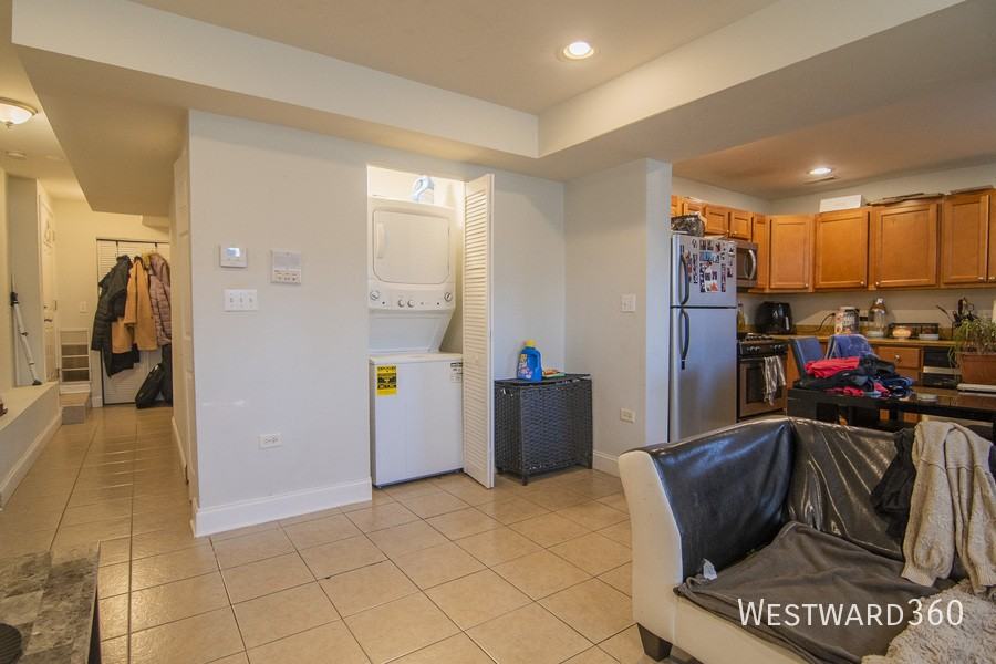 4400 W Parker Ave #G - Photo 4 of 11