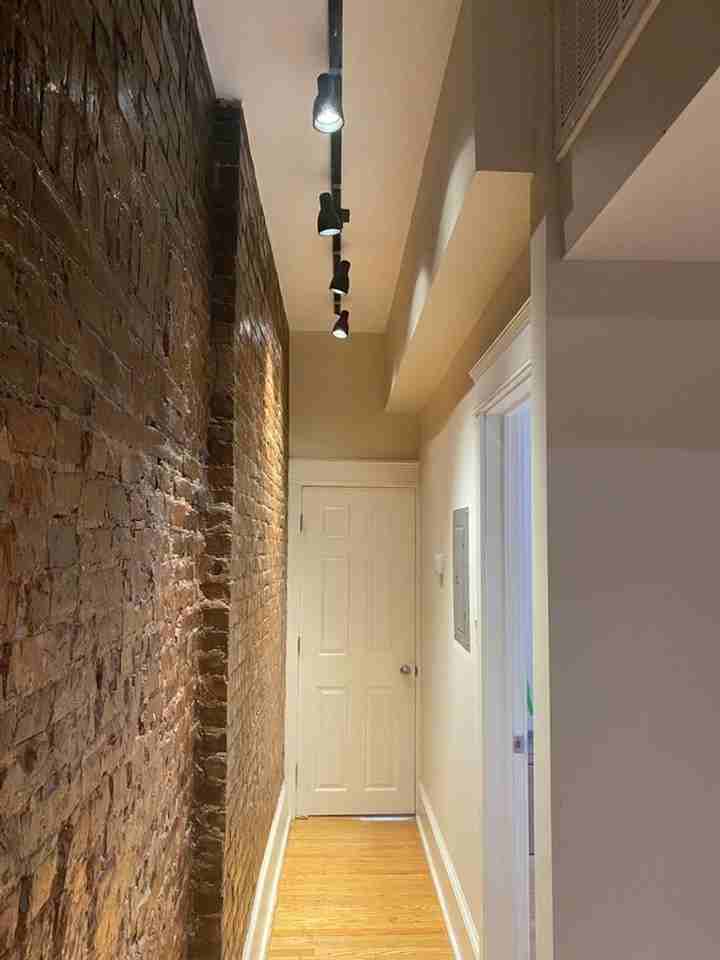 245 S 10th St #2R - Photo 2 of 11