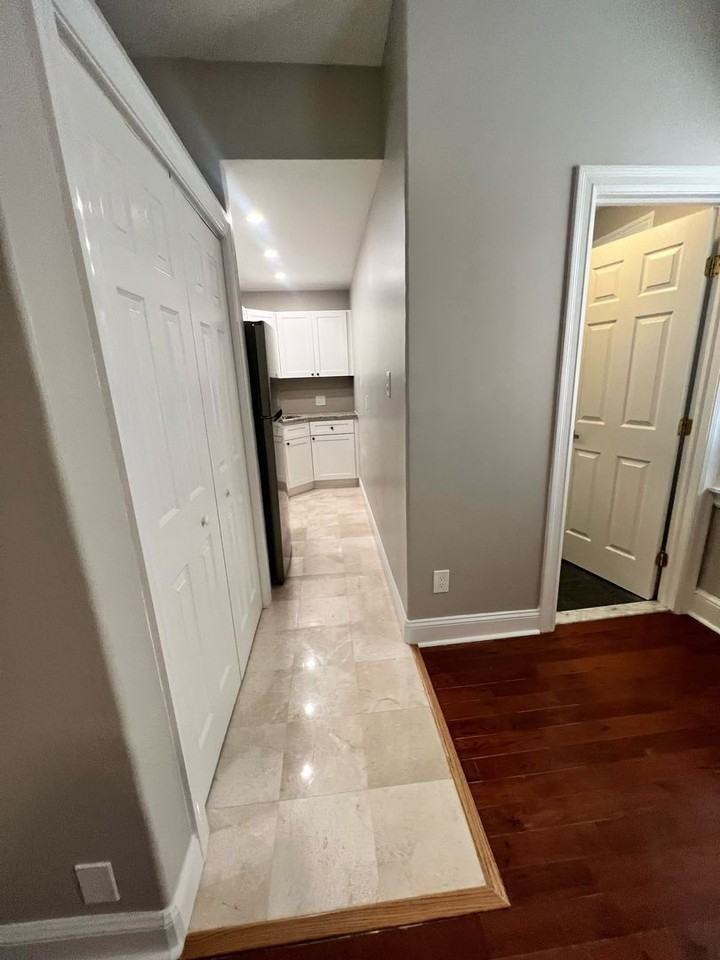 808 S 2nd St #2C - Photo 4 of 10