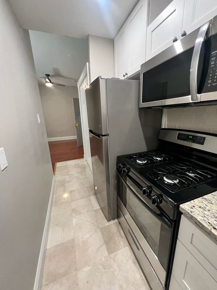 808 S 2nd St #2C - Photo 6 of 10