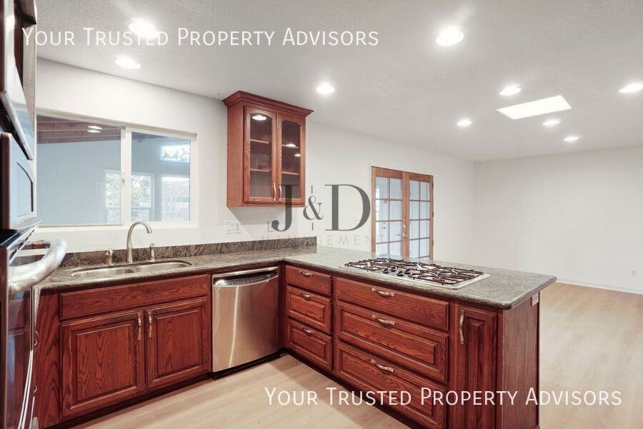 151 Bonita Pl - Photo 5 of 25