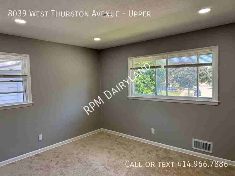 8039 W Thurston Ave - Photo 7 of 18