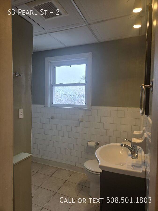 63 Pearl St #2 - Photo 7 of 8