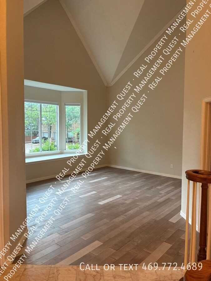 3731 Edgewood Ct - Photo 4 of 26