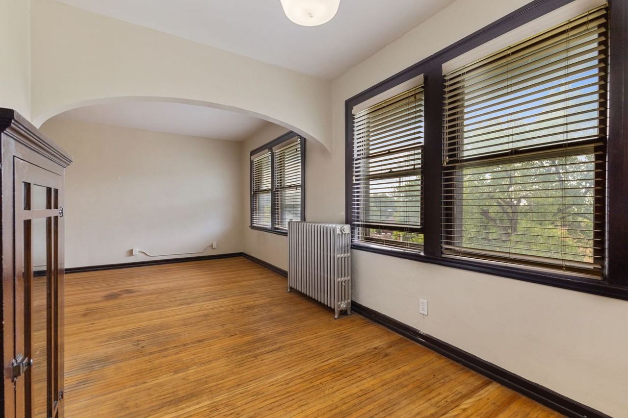 5230 E Washington St #6 - Photo 5 of 19