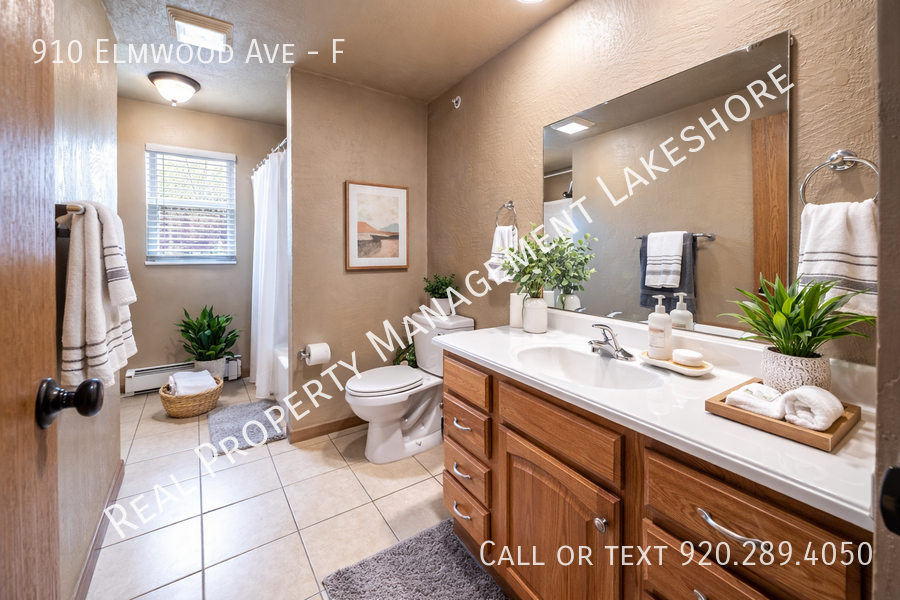 910 Elmwood Ave #F - Photo 5 of 8