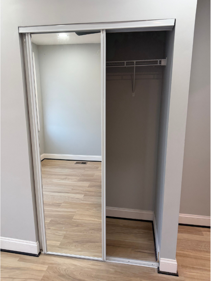 3806 Harlem Ave - Photo 7 of 15