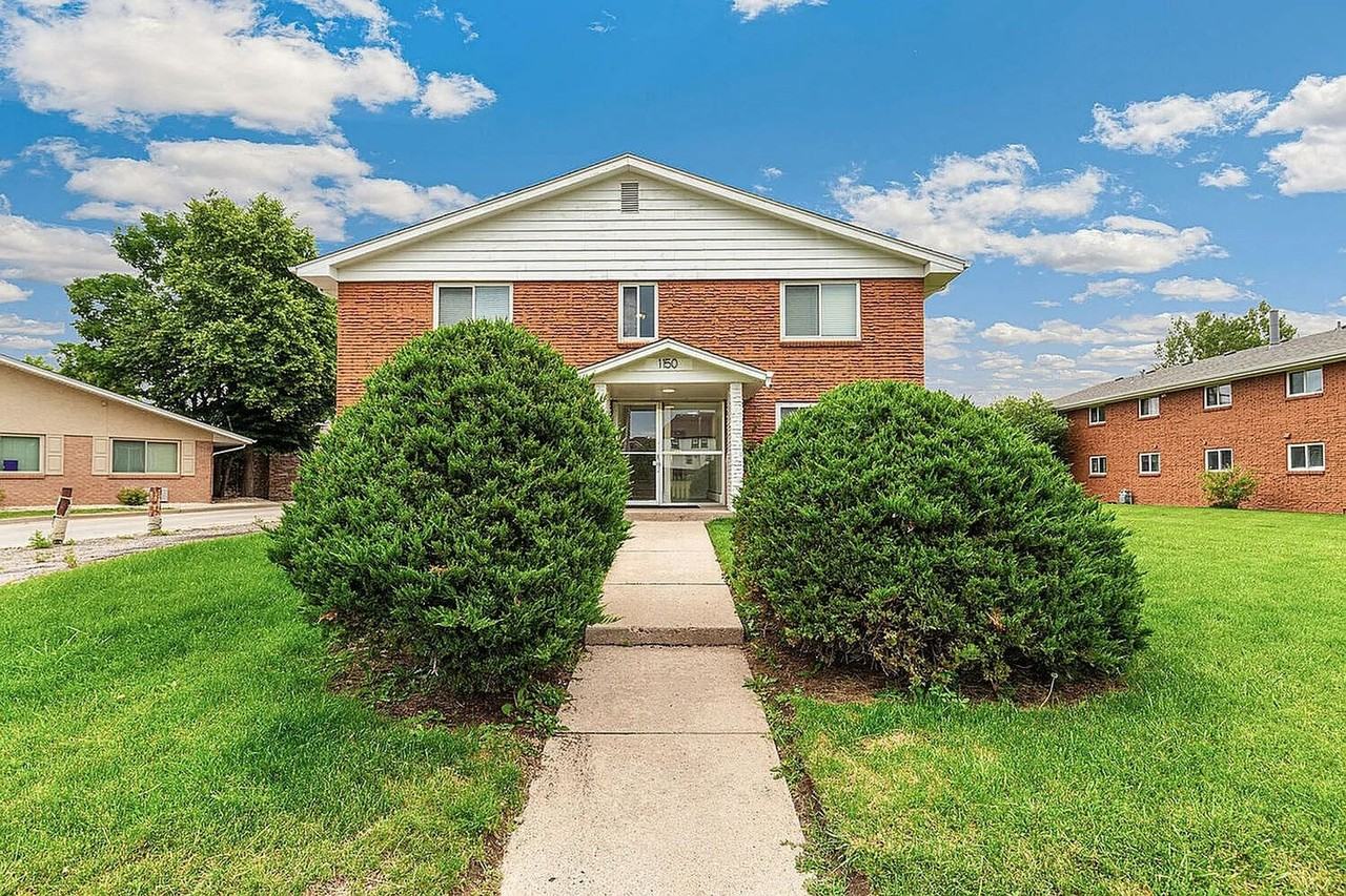 1190 S Allison St #1190-06 - Photo 7 of 11