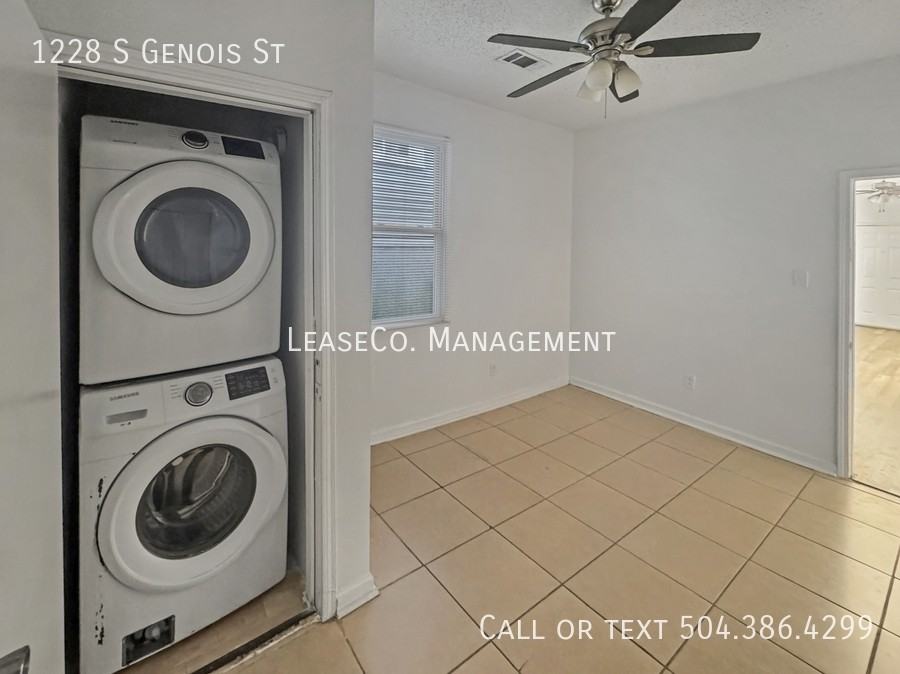 1228 S Genois St - Photo 2 of 11