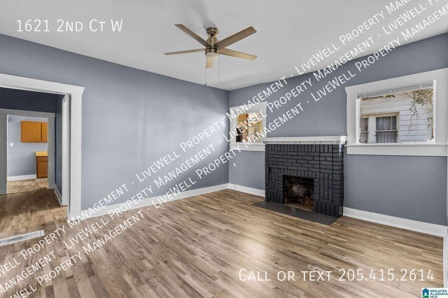 1621 2nd Ct W - Photo 3 of 8