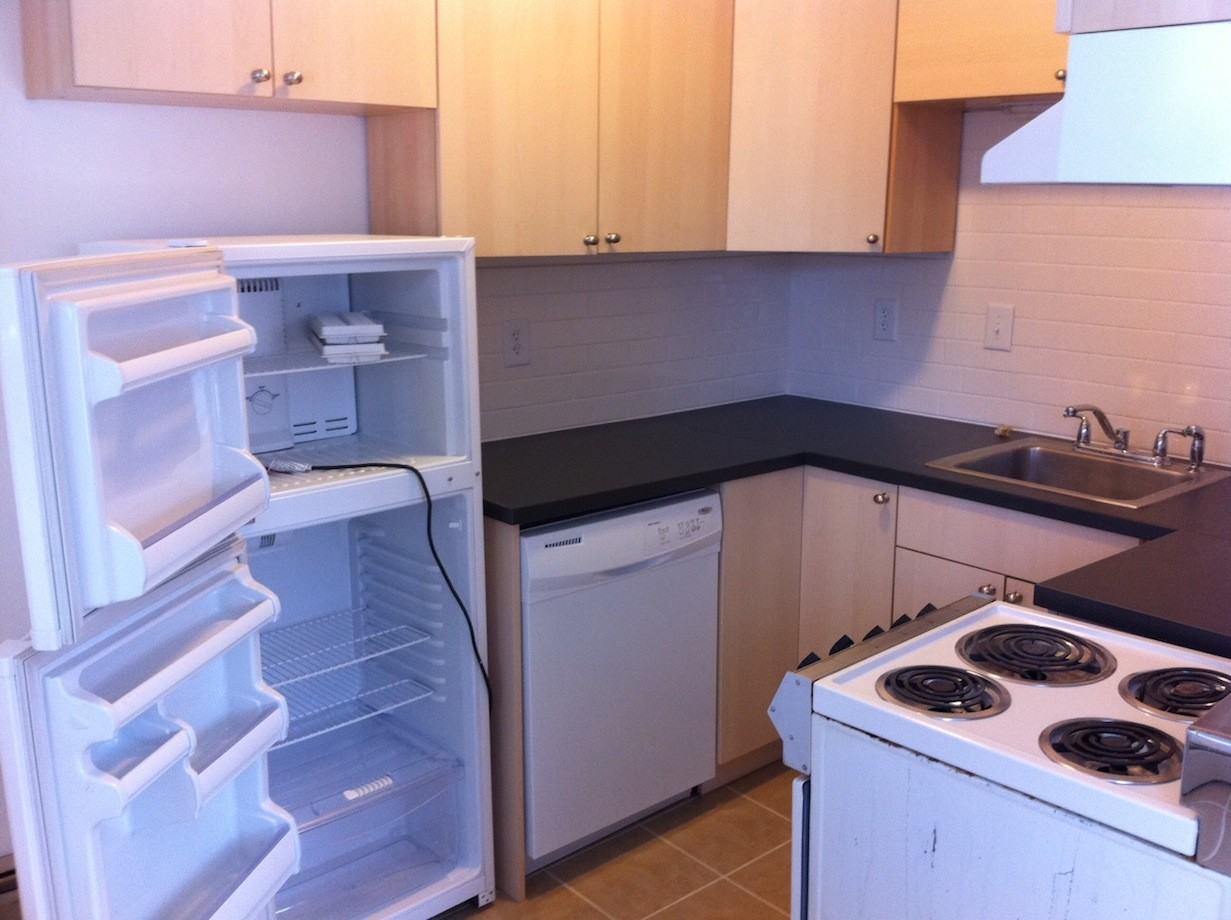 581 Chestnut St #1 - Photo 2 of 5