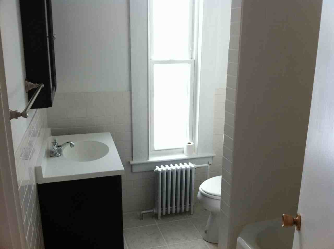 581 Chestnut St #1 - Photo 4 of 5