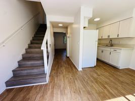 featured image of 201 Ladera St #07