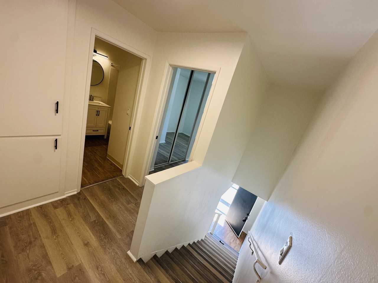 201 Ladera St #07 - Photo 5 of 6