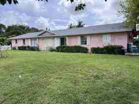 2651 Se 2nd St #A - Photo 1 of 1