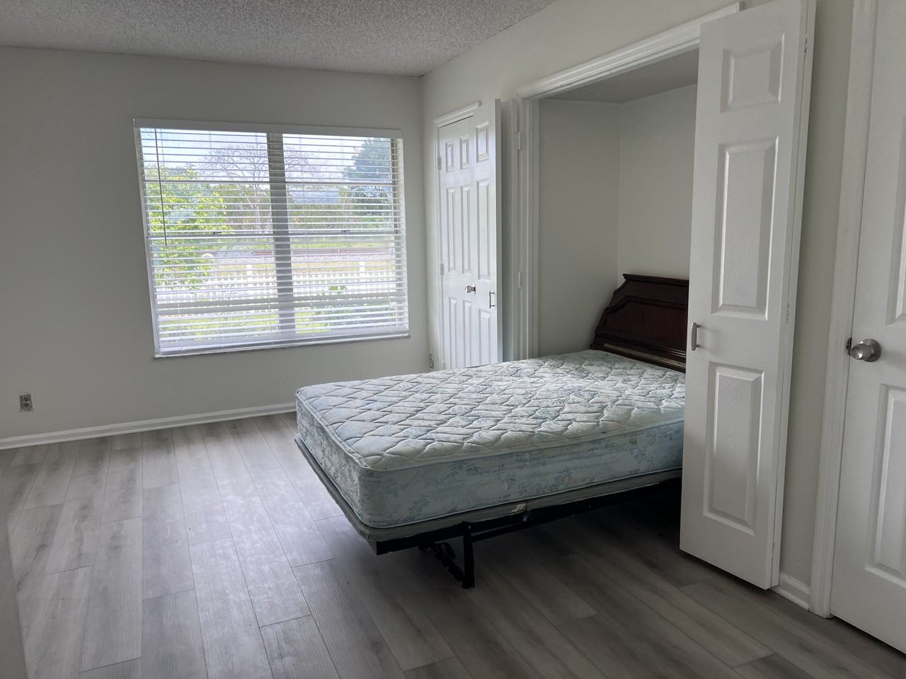 2651 Se 2nd St #A - Photo 4 of 9