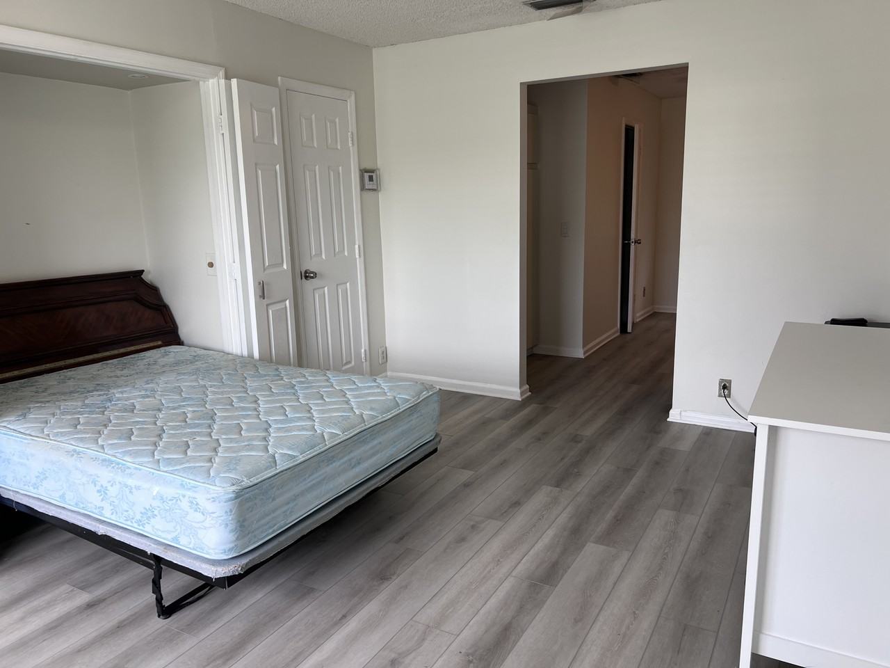 2651 Se 2nd St #A - Photo 5 of 9