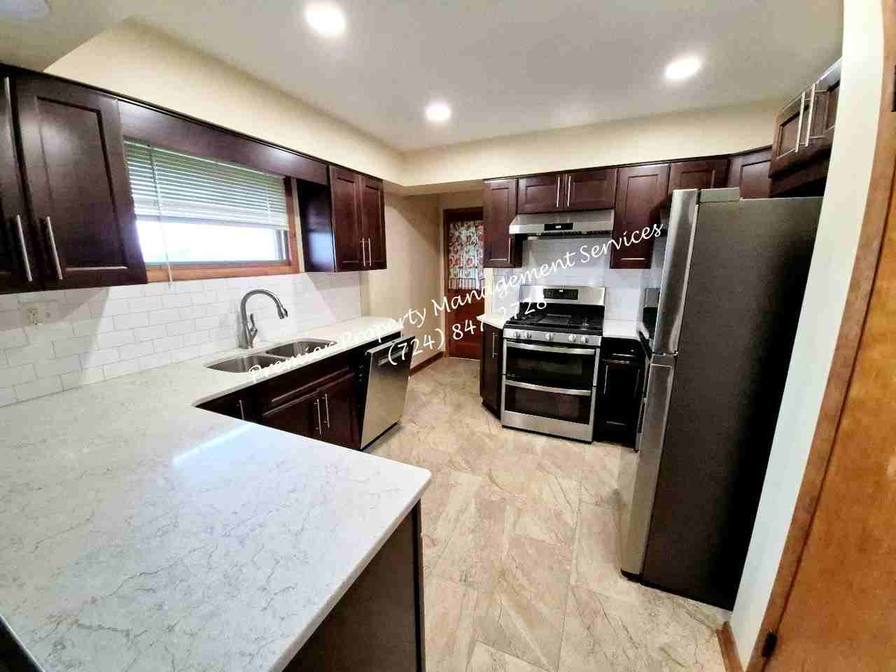 1820 9th Avenue - Photo 4 of 15