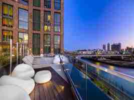 featured image of 2385 3rd Ave