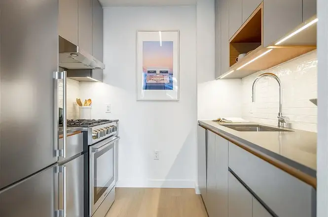 2385 Third Avenue, Unit 380 - Photo 3 of 14