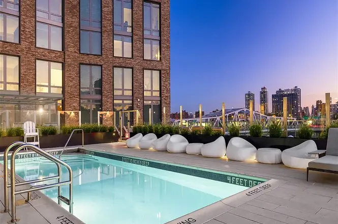 2385 Third Avenue, Unit 380 - Photo 5 of 14