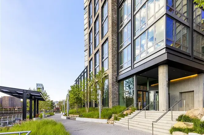 2385 Third Avenue, Unit 380 - Photo 6 of 14