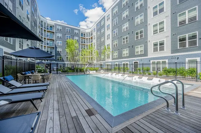 290 Revolution Drive, Unit 402 - Photo 7 of 21