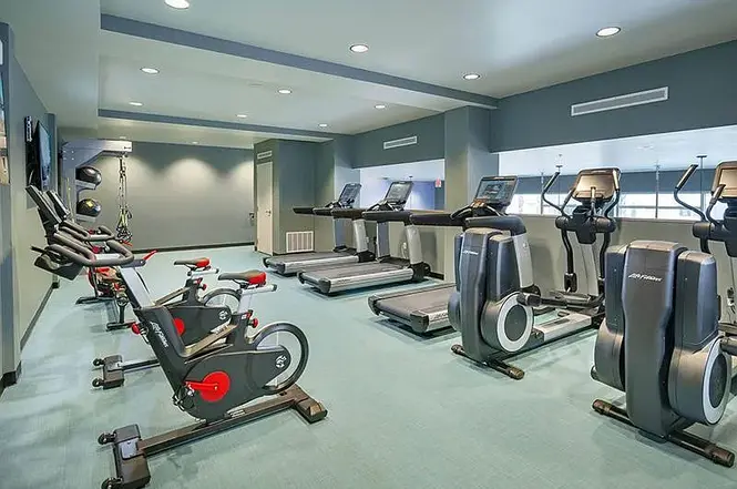 615 East Carson Street, Unit 450 - Photo 3 of 22