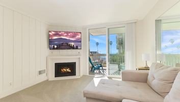 featured image of 999 N Pacific St