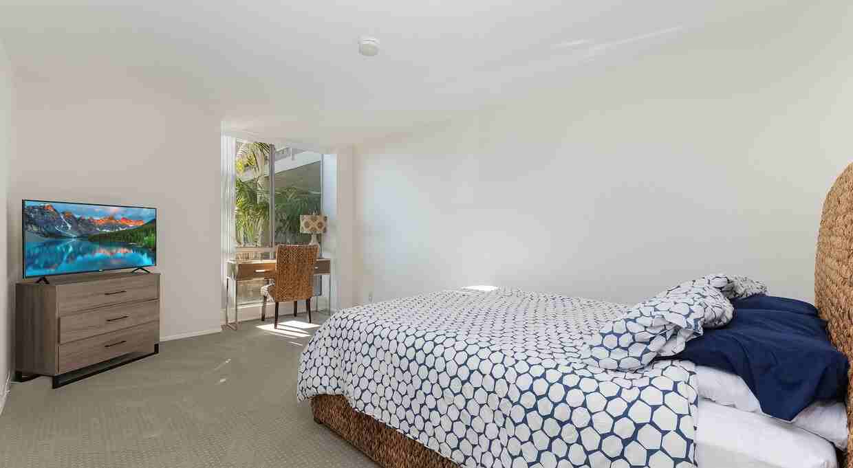 999 North Pacific Street, Unit 16B - Photo 4 of 14