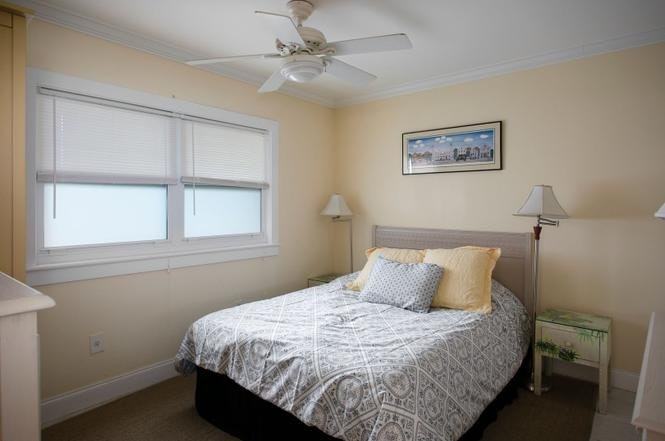 2601 South Roosevelt Boulevard, Unit 108B - Photo 6 of 15