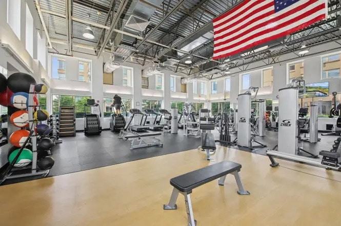 88 Morgan Street, Unit 2002 - Photo 7 of 13