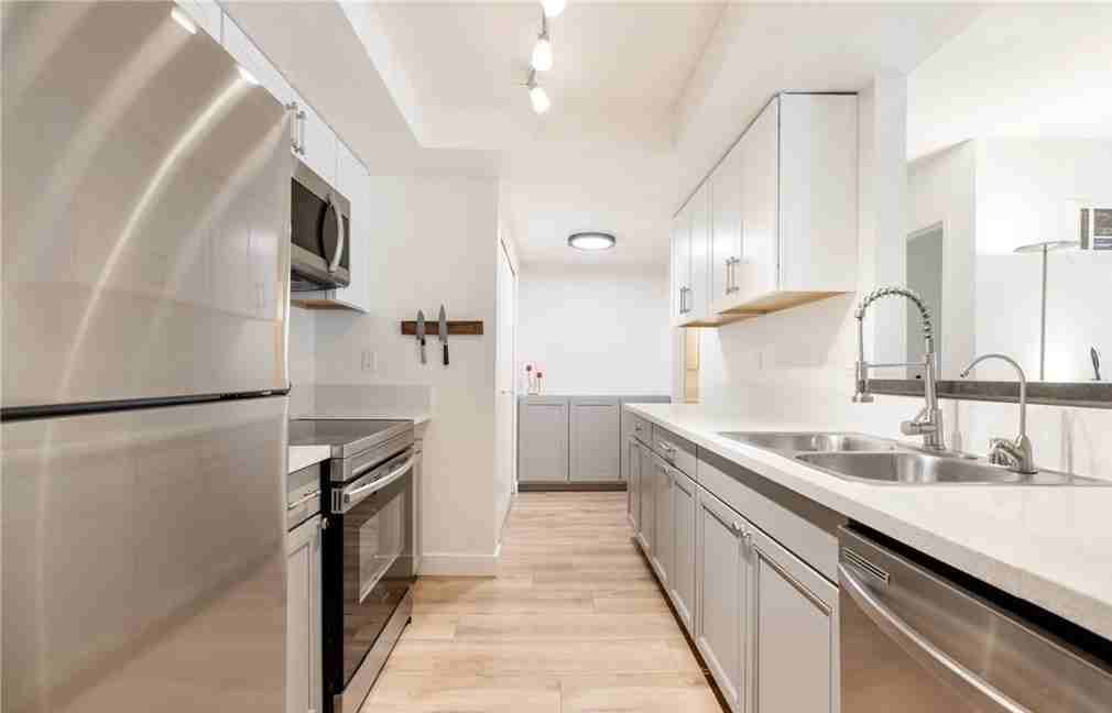 110 North 2nd Avenue, Unit 313 - Photo 5 of 13