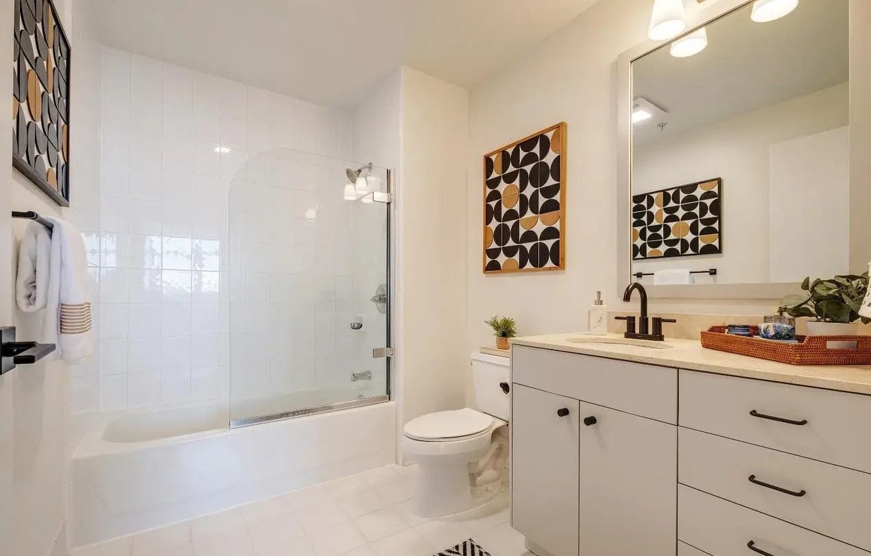 246 2nd Street, Unit 303 - Photo 2 of 11