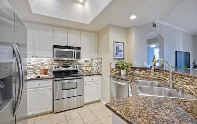 9253 Regents Road, Unit 69 - Photo 6 of 16