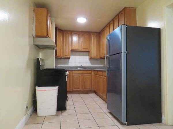 2726 Park Blvd #E - Photo 5 of 27