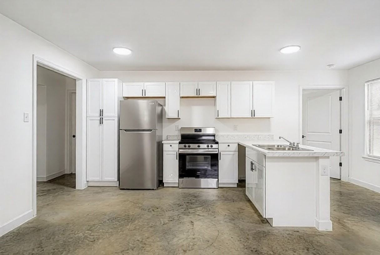 851 Kippley Street, Unit 853 (Back) - Photo 4 of 9