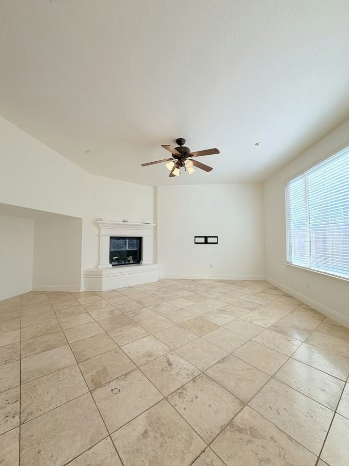 1208 Landover Court - Photo 5 of 21