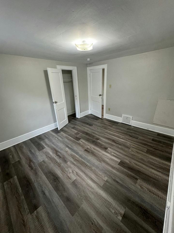 623 Storer Avenue - Photo 7 of 32