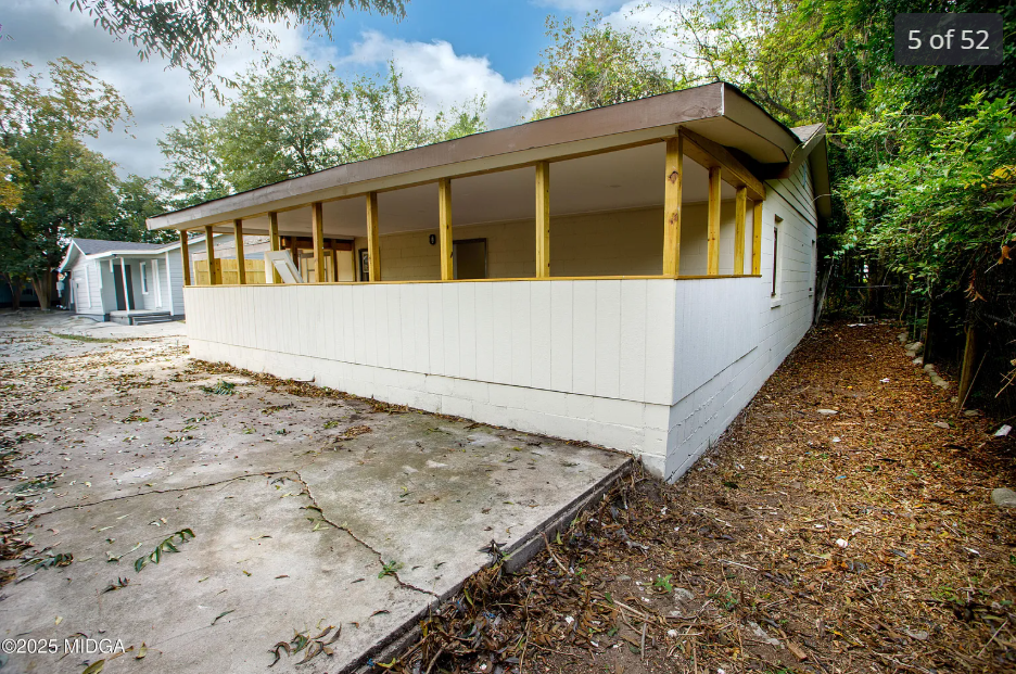 955 Putnam Street, Unit 1 - Photo 5 of 8