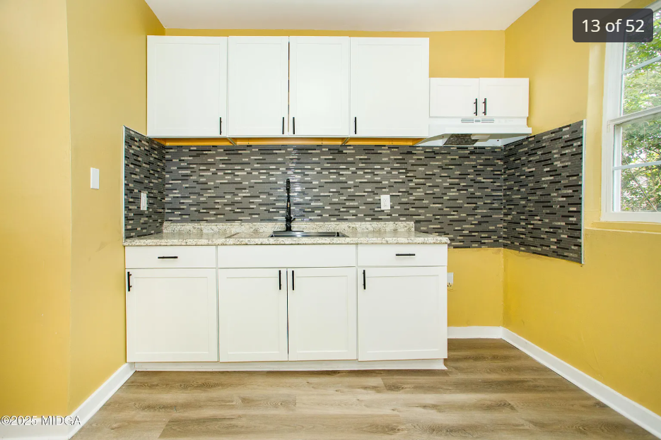 955 Putnam Street, Unit 1 - Photo 6 of 8