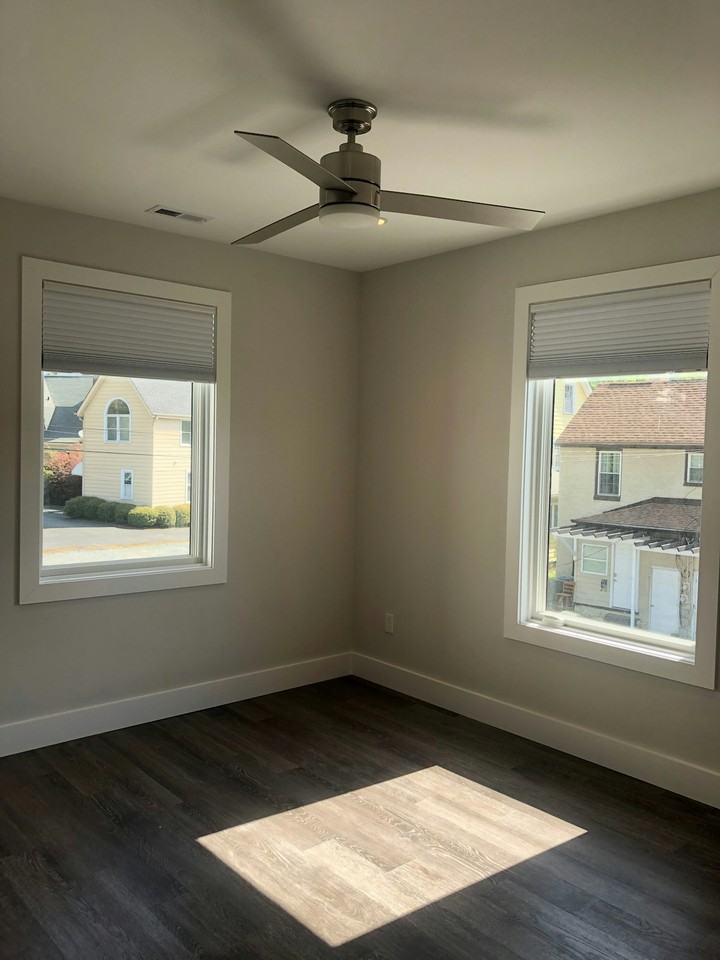 1237 Romany Rd, Unit 1 - Photo 7 of 8