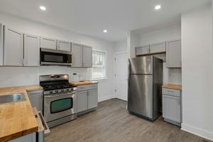 featured image of 392 Philip St