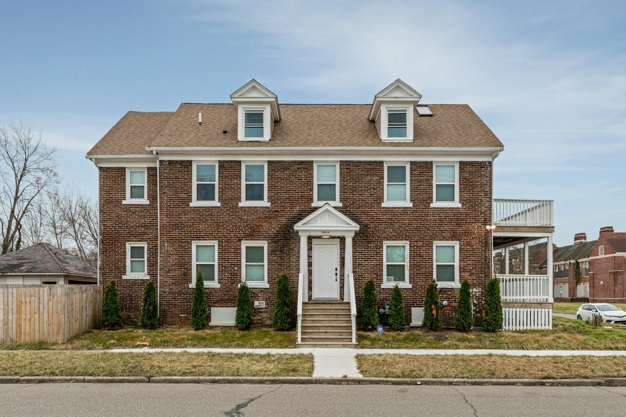 392 Philip Street, Unit 1 - Photo 2 of 23