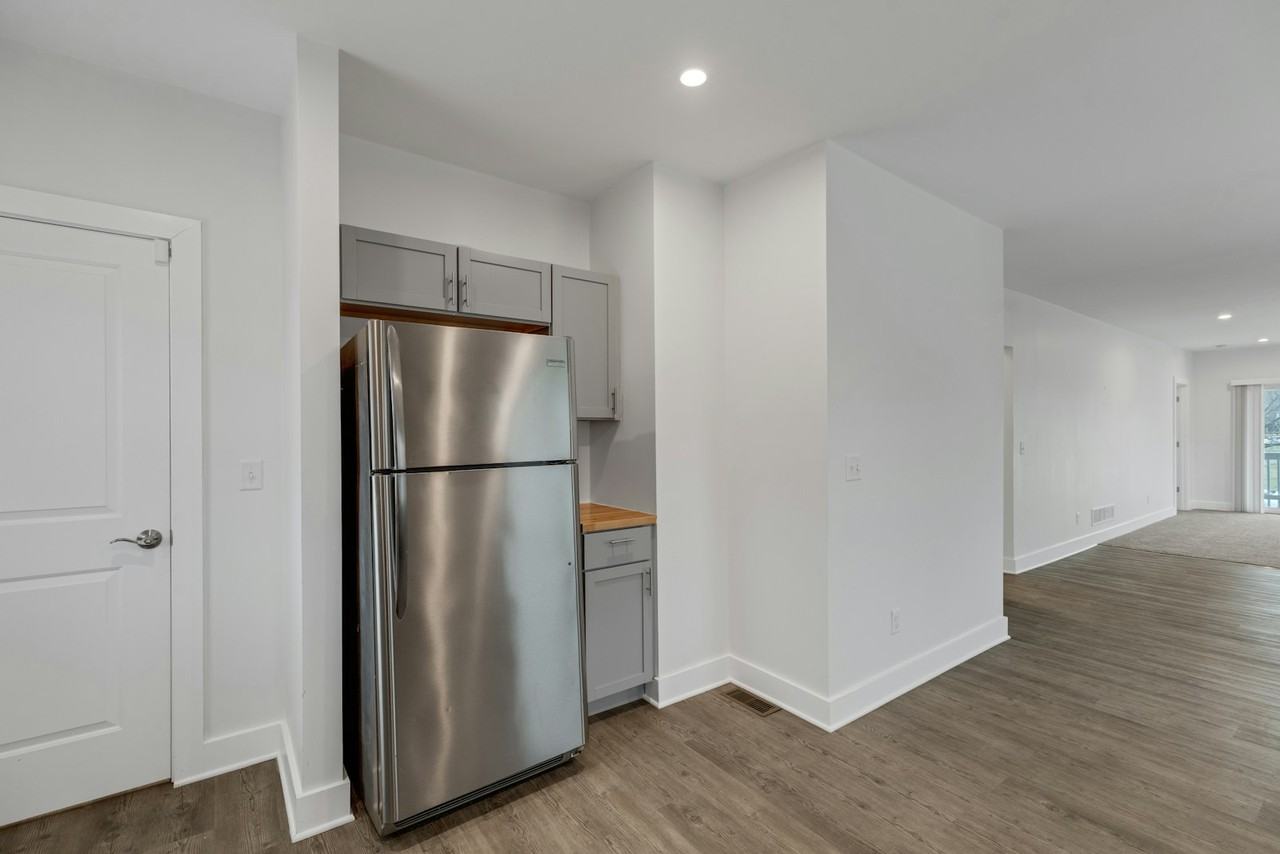 392 Philip Street, Unit 1 - Photo 6 of 23