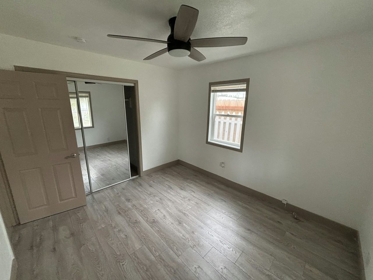 1825 Roy Avenue - Photo 7 of 12