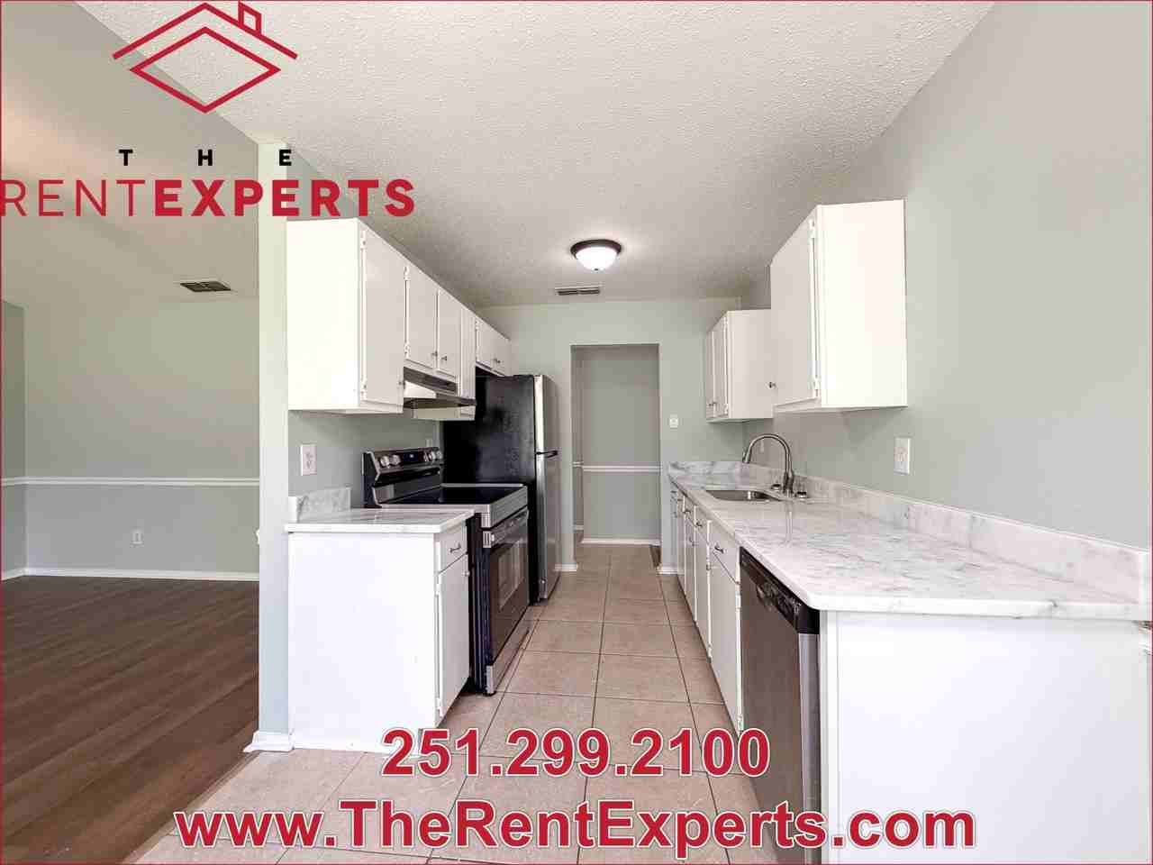 9760 Royal Woods Dr N #1 - Photo 4 of 19